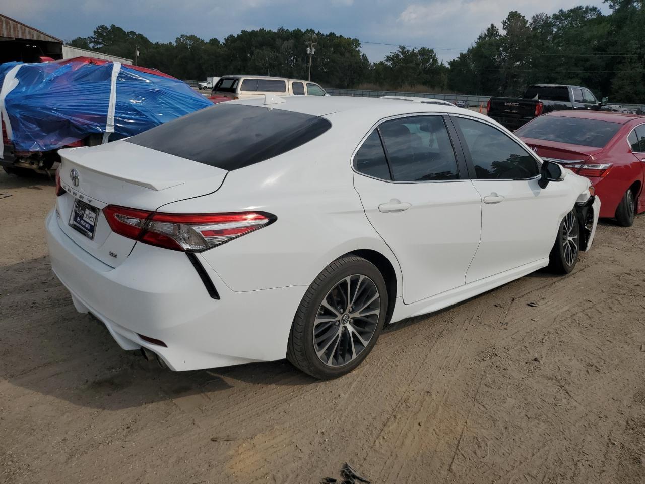 2019 Toyota Camry L - Фото 3
