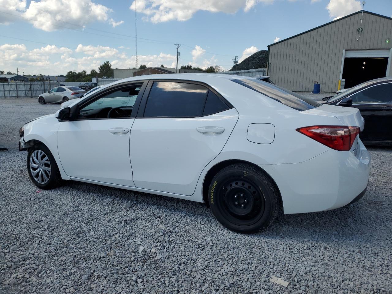 2018 Toyota Corolla L - Фото 2