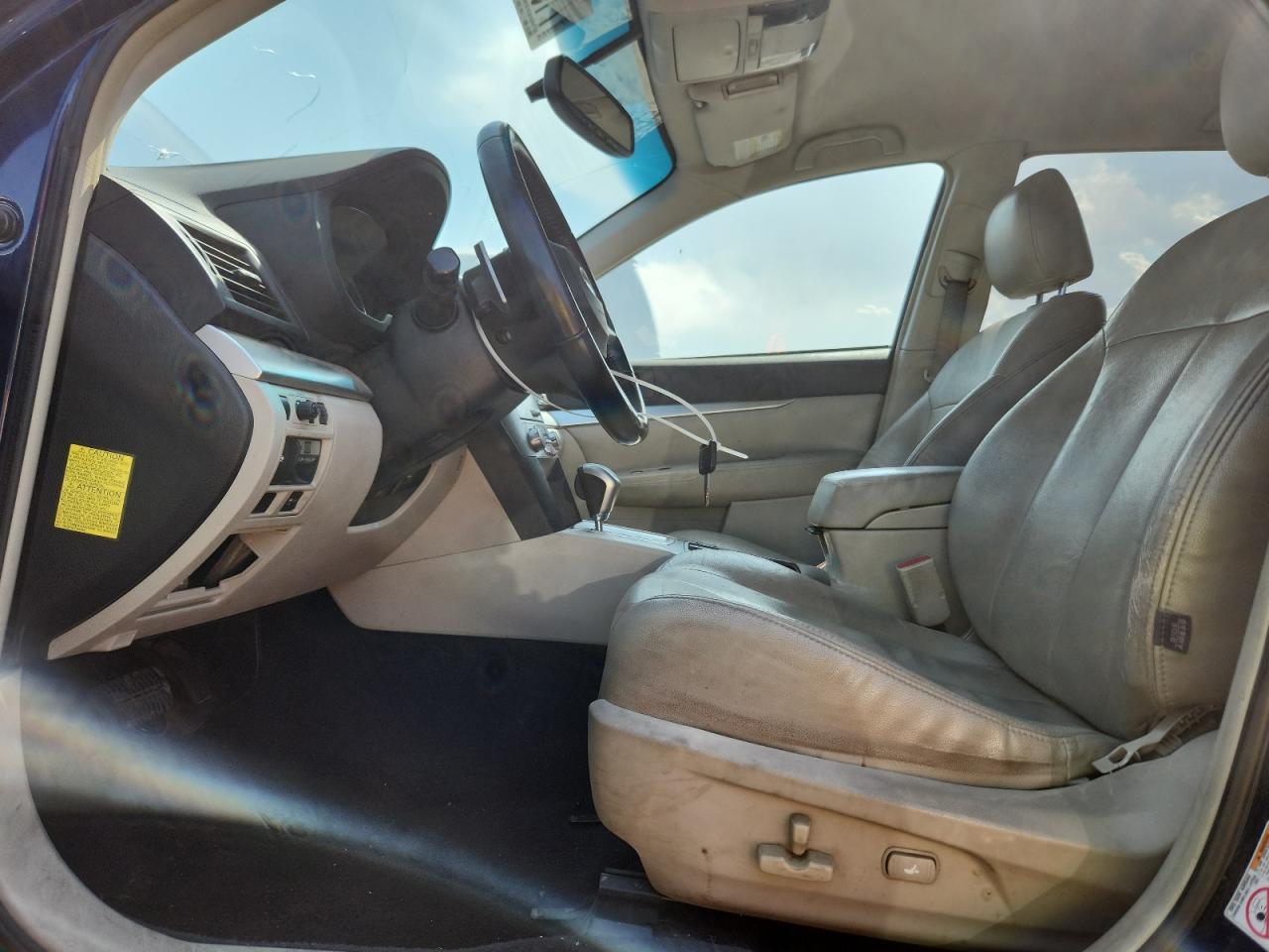 2010 Subaru Outback 2.5I Premium - Image 7