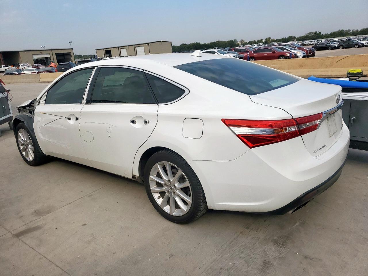 2014 Toyota Avalon Base - Фото 2
