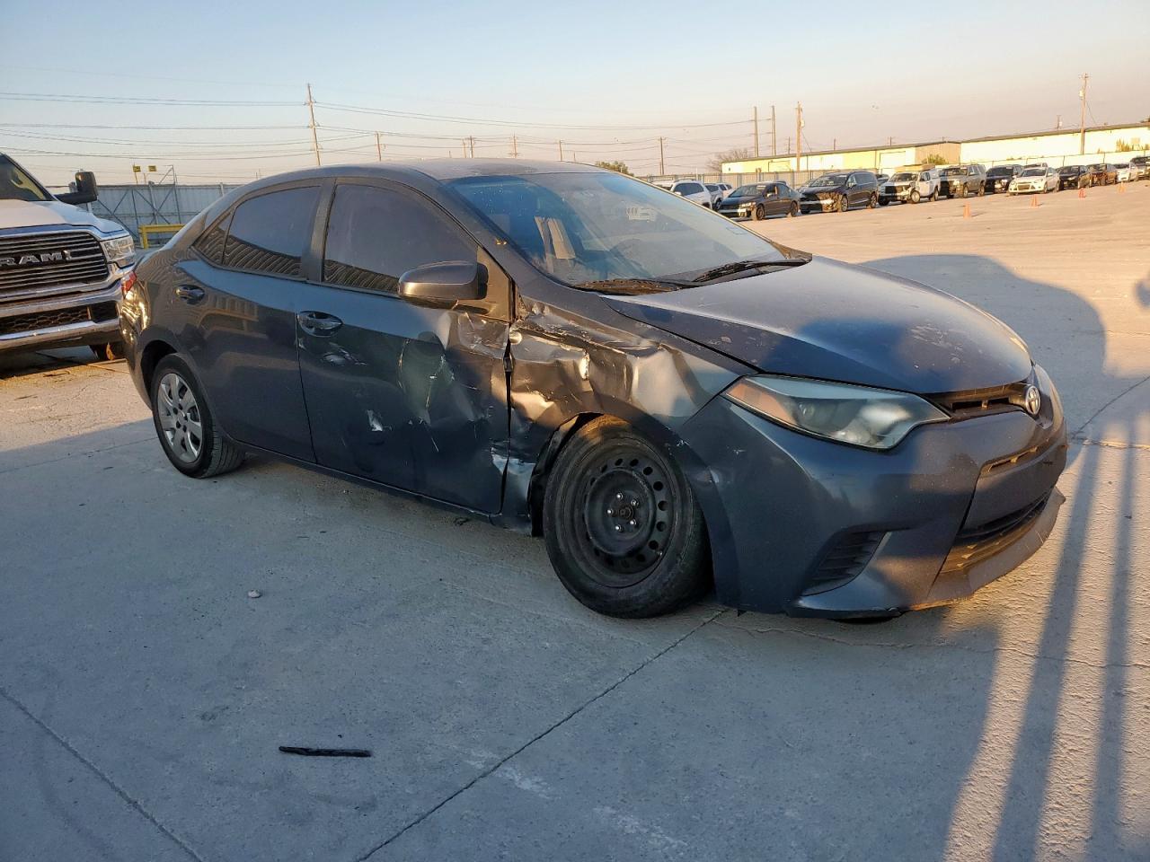 2014 Toyota Corolla L - Фото 4