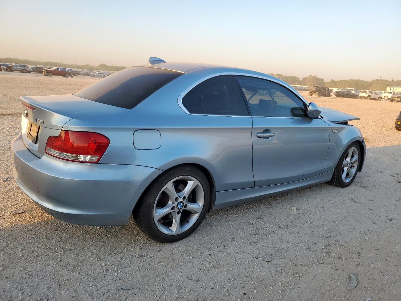 2011 BMW 128 I - Фото 3