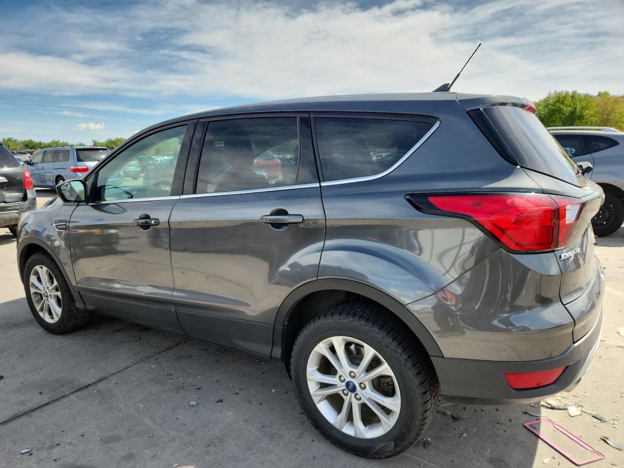 2019 Ford Escape Se - Image 2
