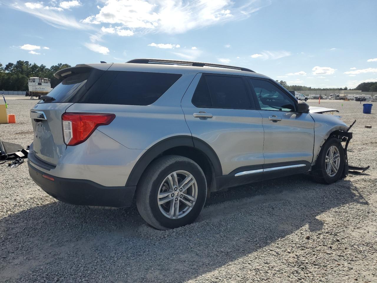 2021 Ford Explorer Xlt - Фото 3