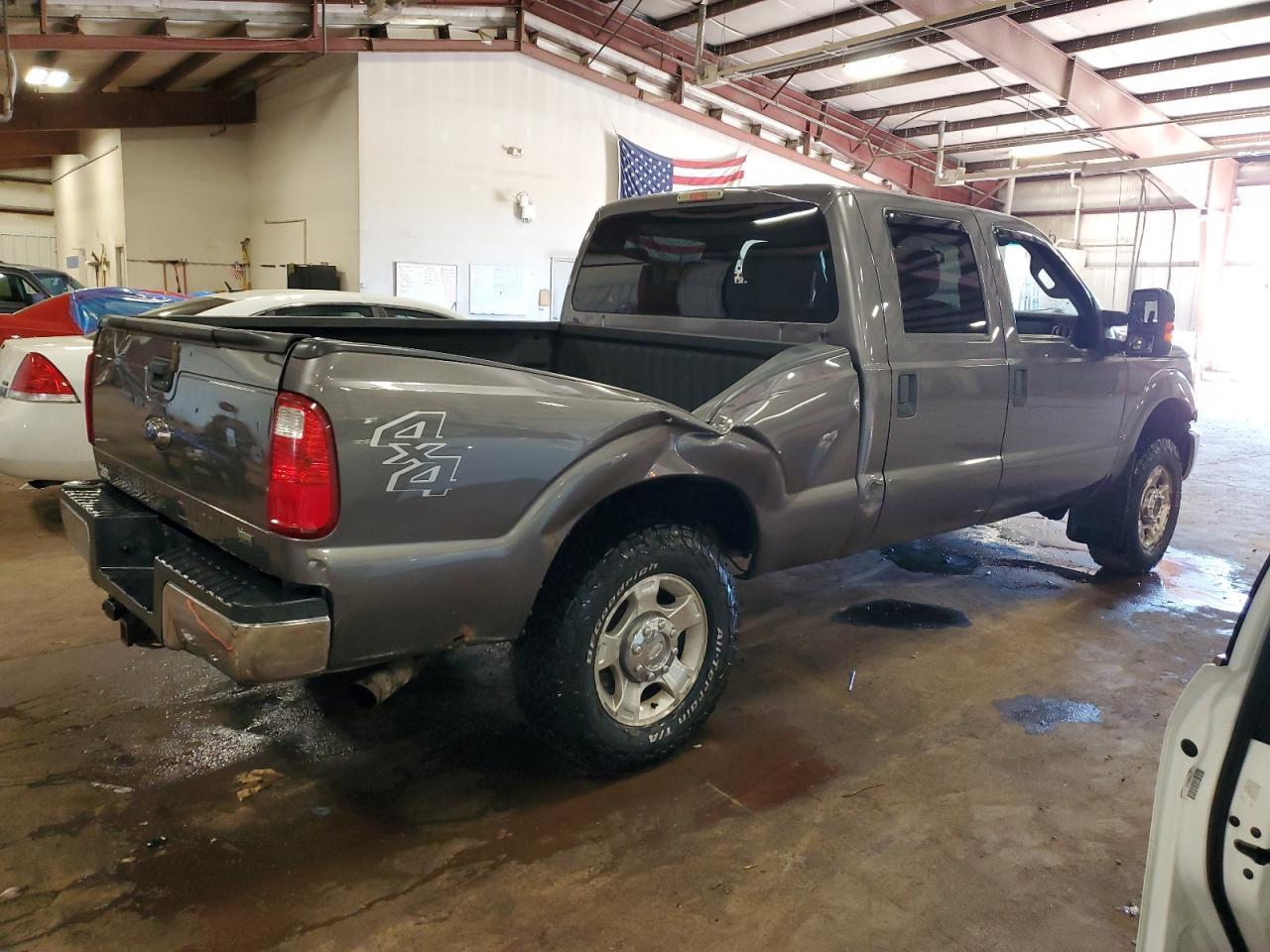 2013 Ford F250 Super Duty - Фото 3