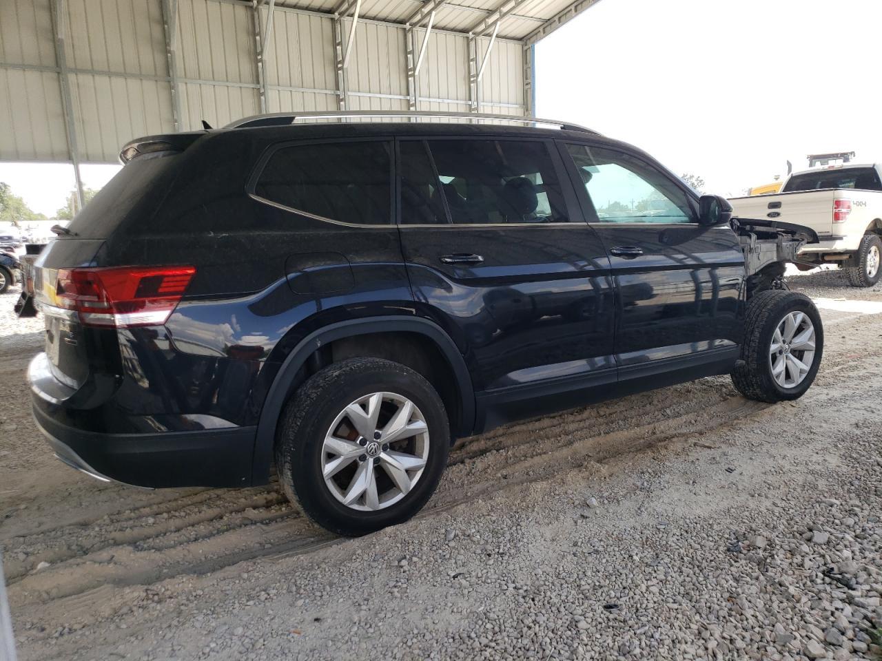 2018 Volkswagen Atlas Se - Image 3