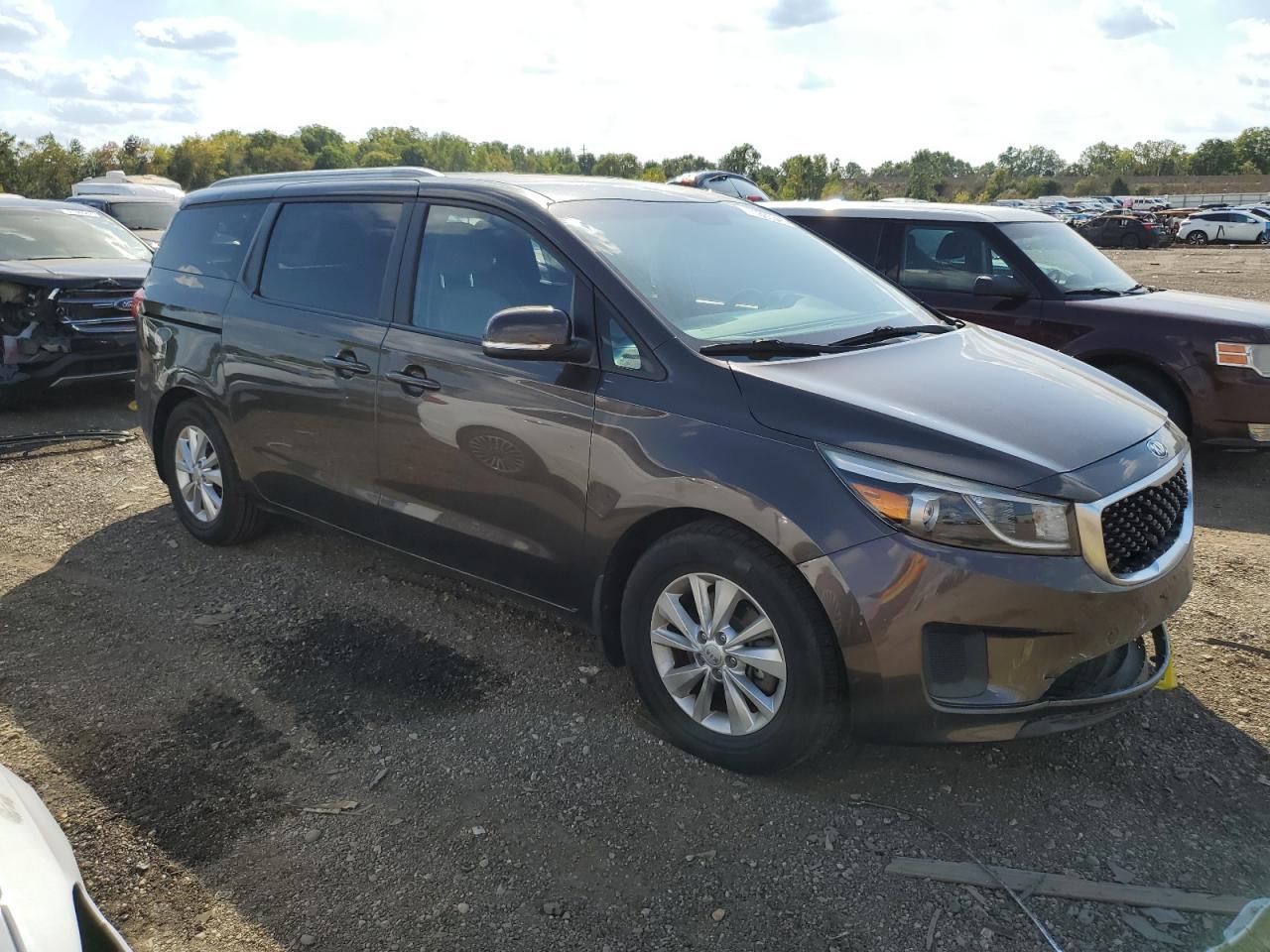 2015 Kia Sedona Lx - Фото 4