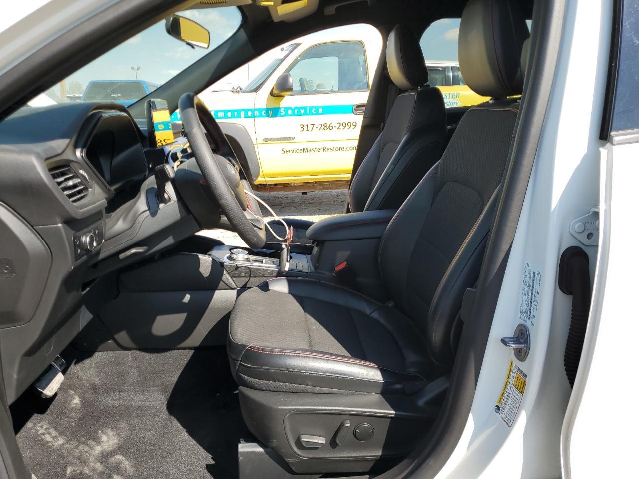 2023 Ford Escape St Line - Фото 7