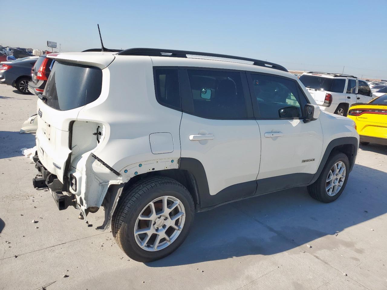 2020 Jeep Renegade Latitude - Фото 3