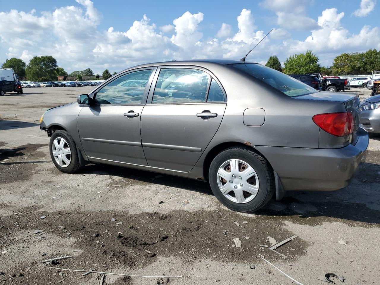 2005 Toyota Corolla Ce - Image 2