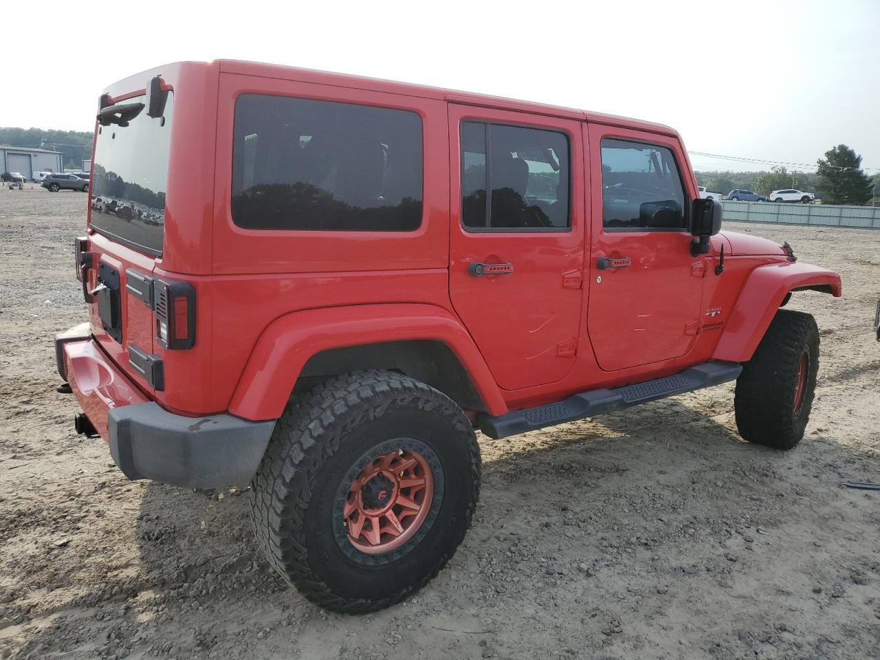 2016 Jeep Wrangler Unlimited Sahara - Фото 3