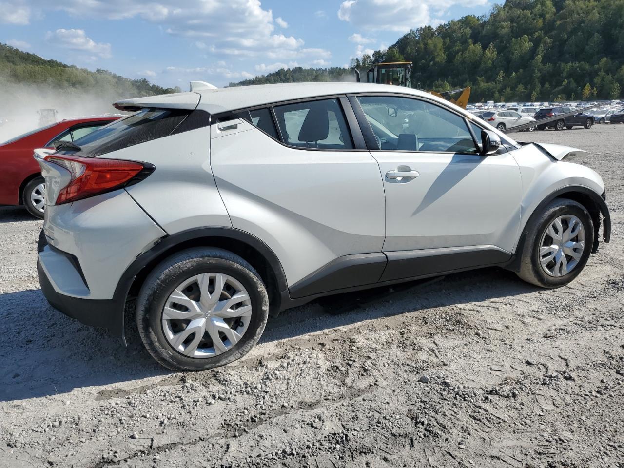 2021 Toyota C-Hr Xle - Фото 3