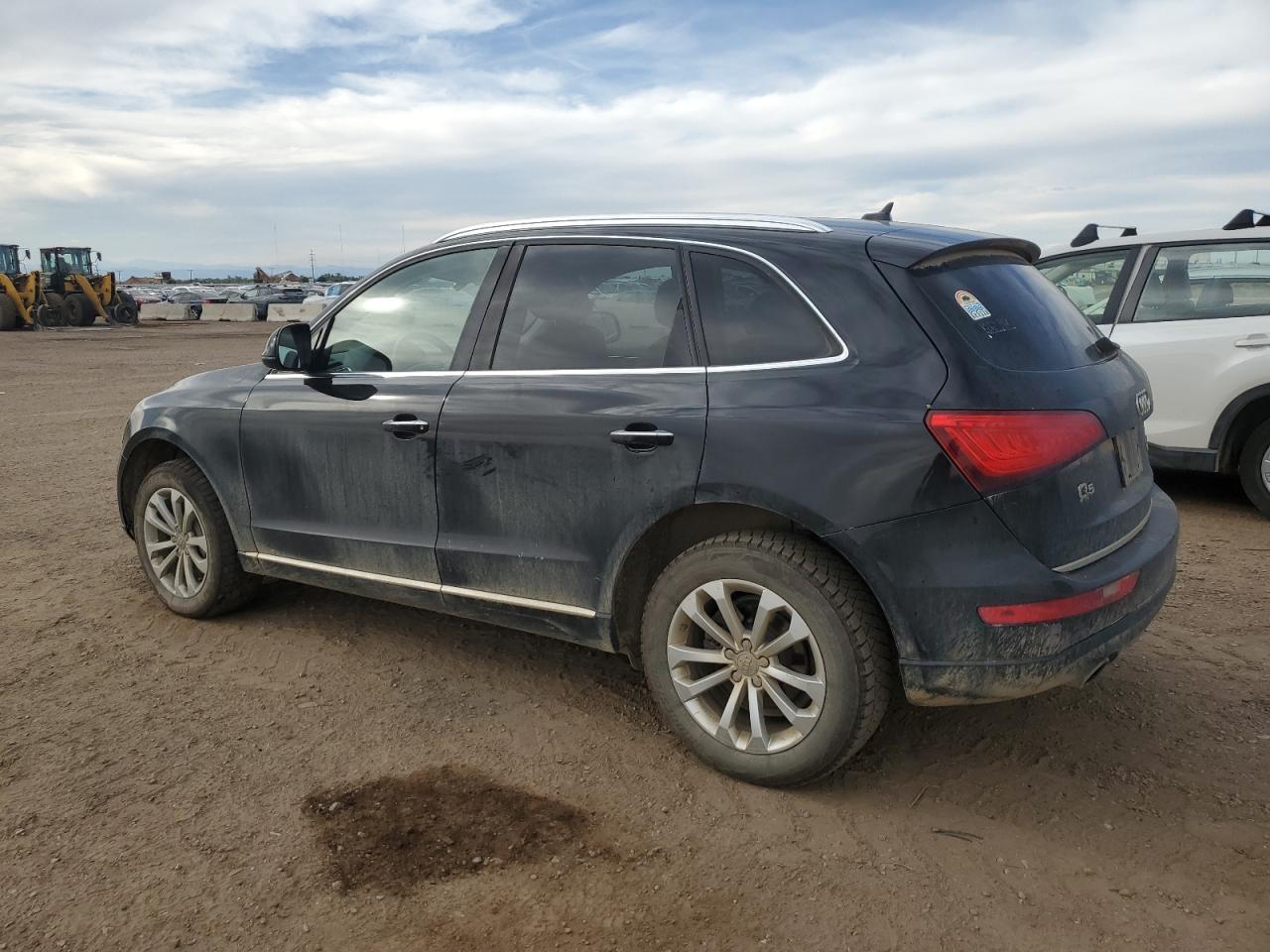 2015 Audi Q5 Premium - Image 2