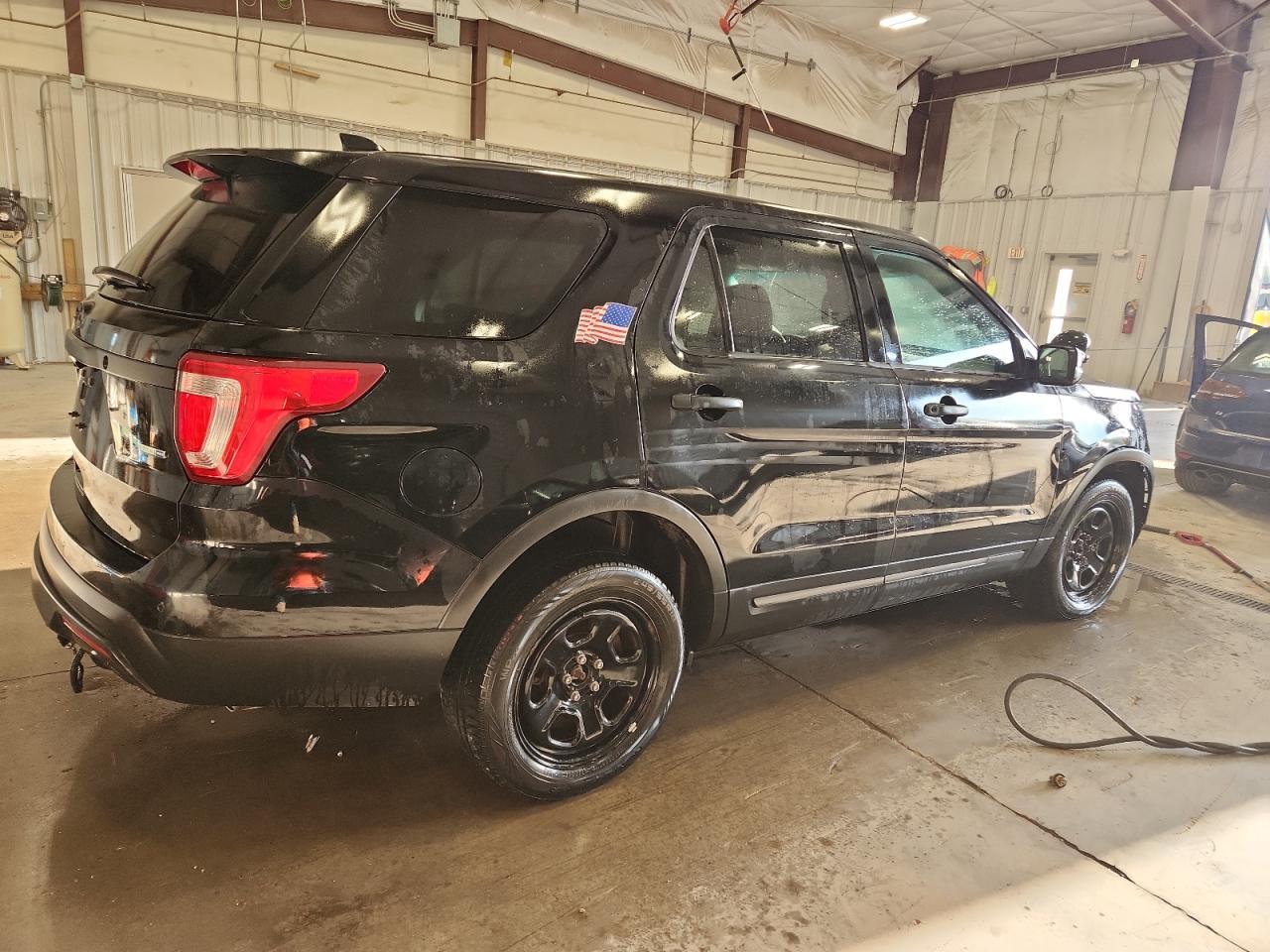 2016 Ford Explorer Police Interceptor - Фото 3