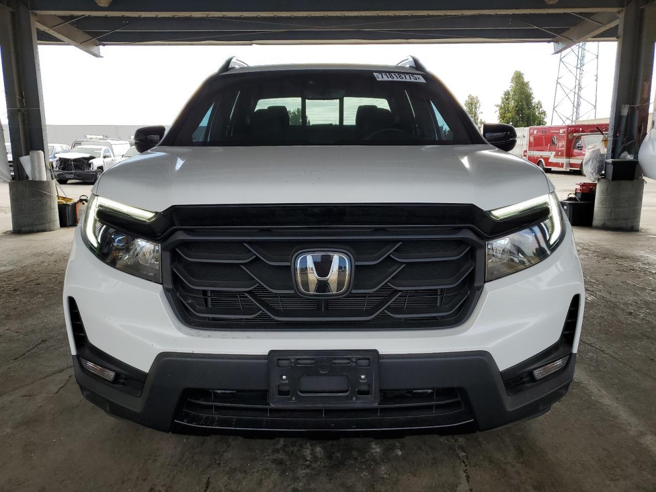 2021 Honda Ridgeline Black Edition - Image 5