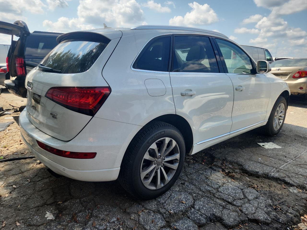 2014 Audi Q5 Premium Plus - Image 3