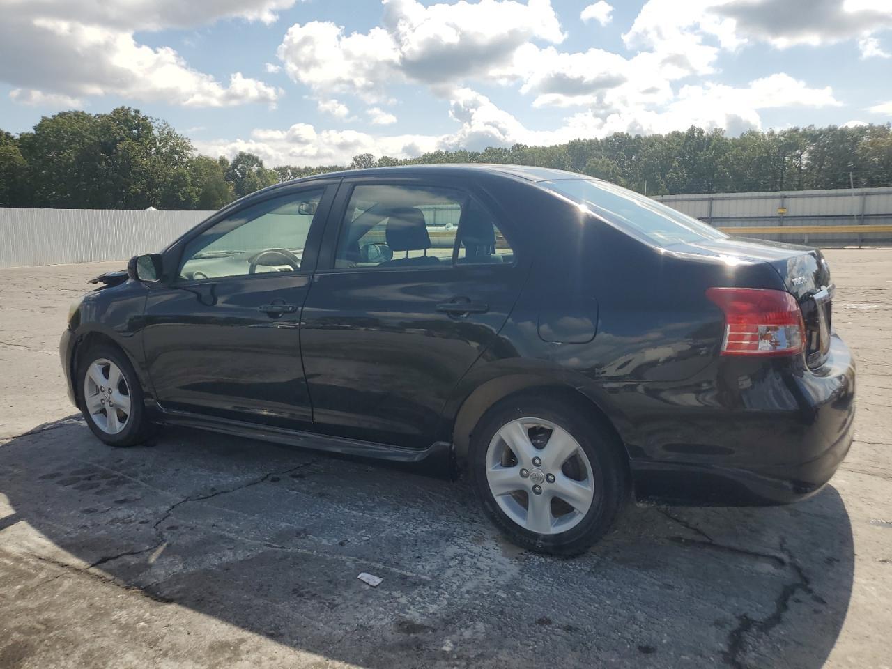 2008 Toyota Yaris - Фото 2