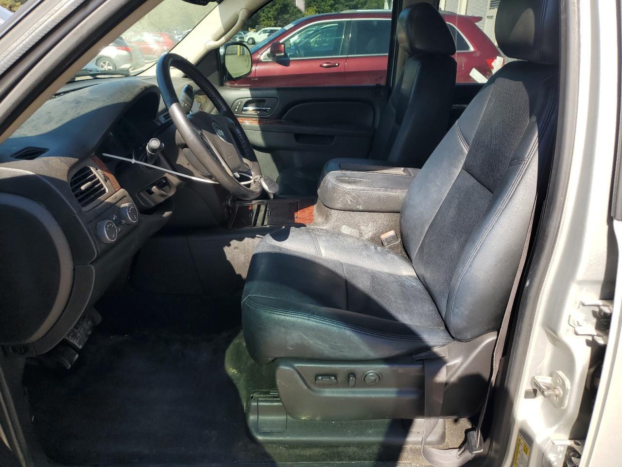 2013 Chevrolet Suburban K1500 Ltz - Фото 7