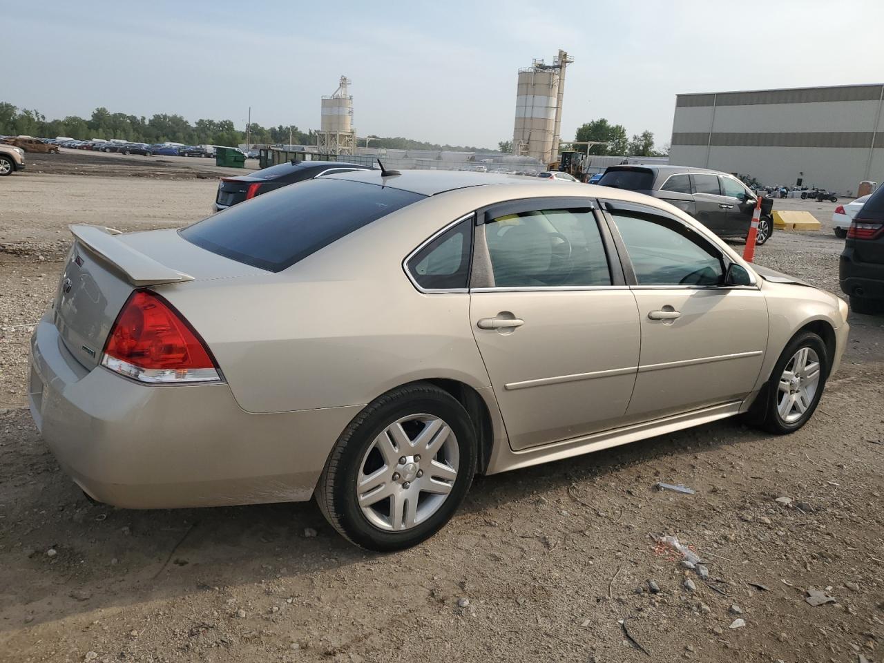 2012 Chevrolet Impala Lt - Image 3