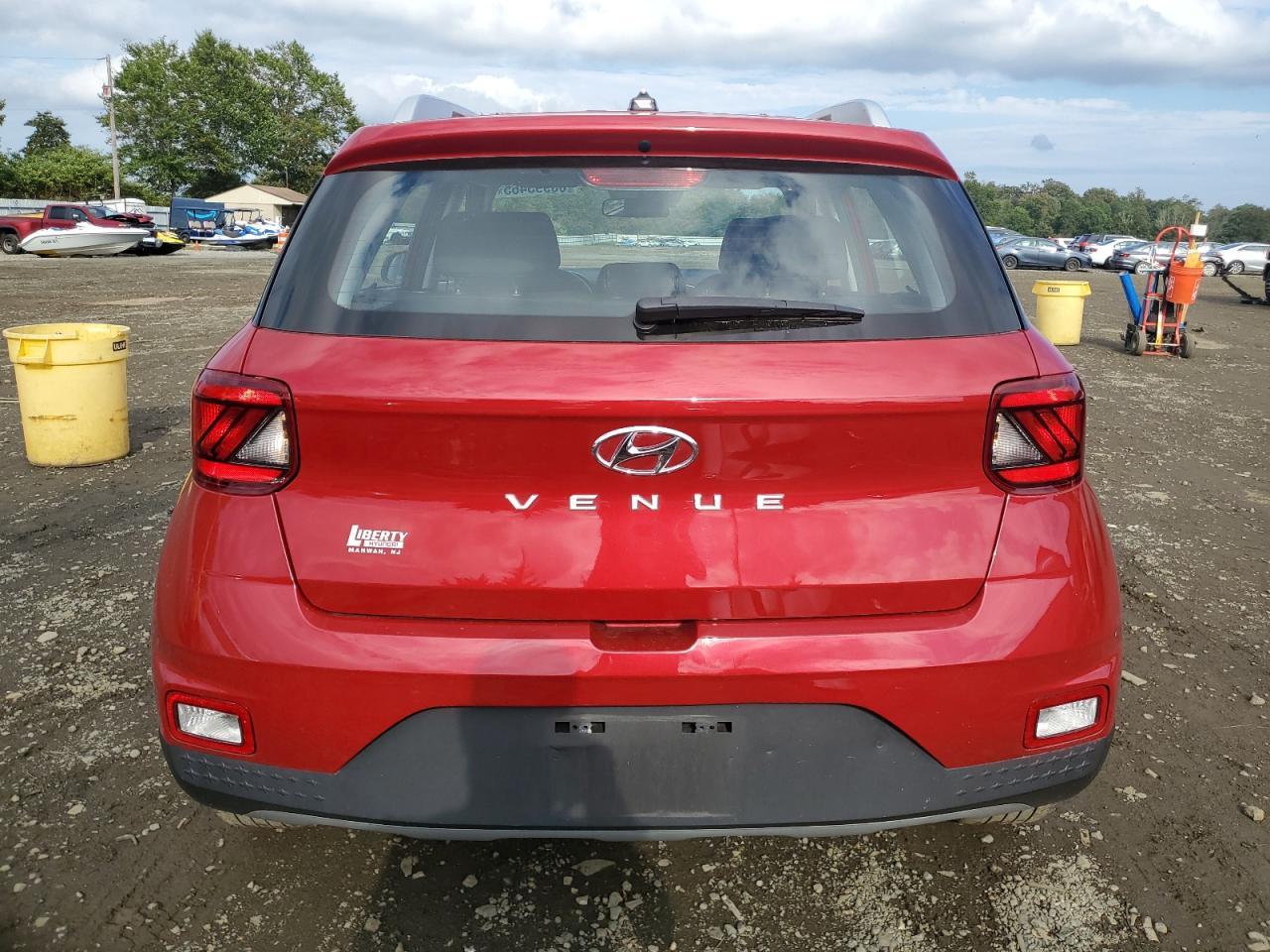 2023 Hyundai Venue Sel - Image 6