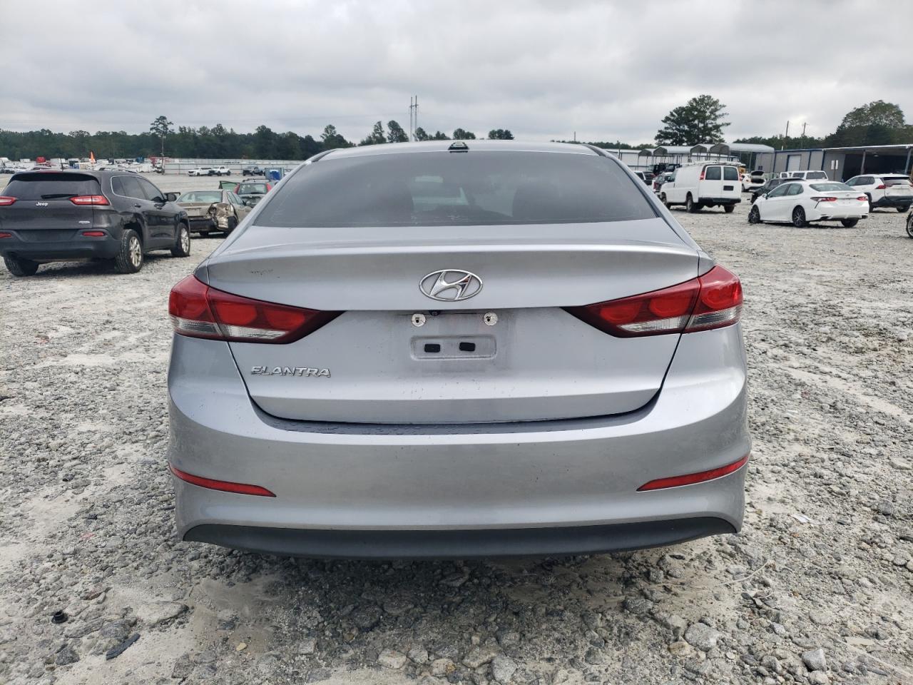 2017 Hyundai Elantra Se - Image 6