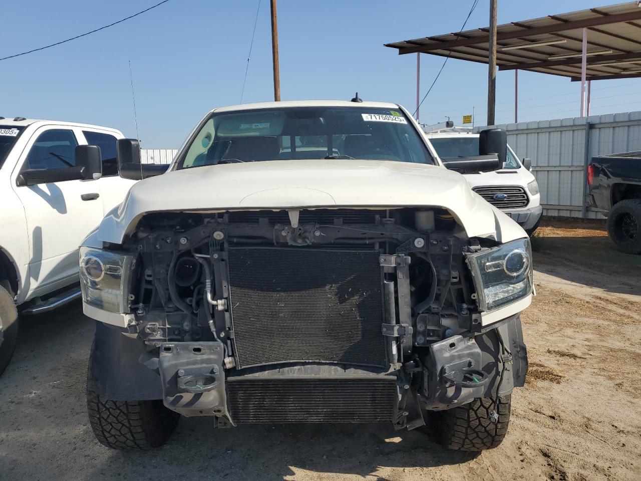 2016 Ram 3500 Laramie - Фото 5