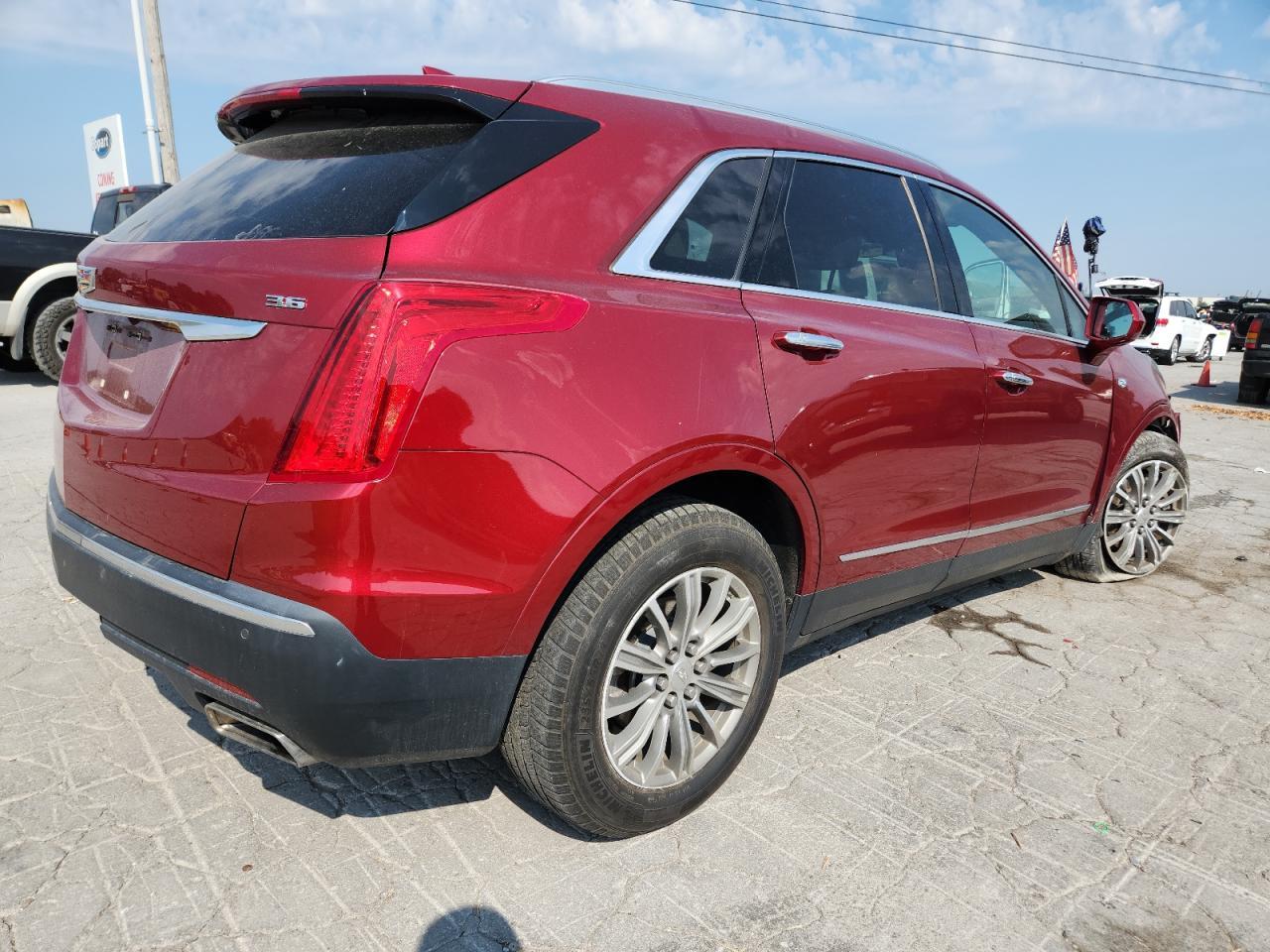 2019 Cadillac Xt5 Luxury - Image 3