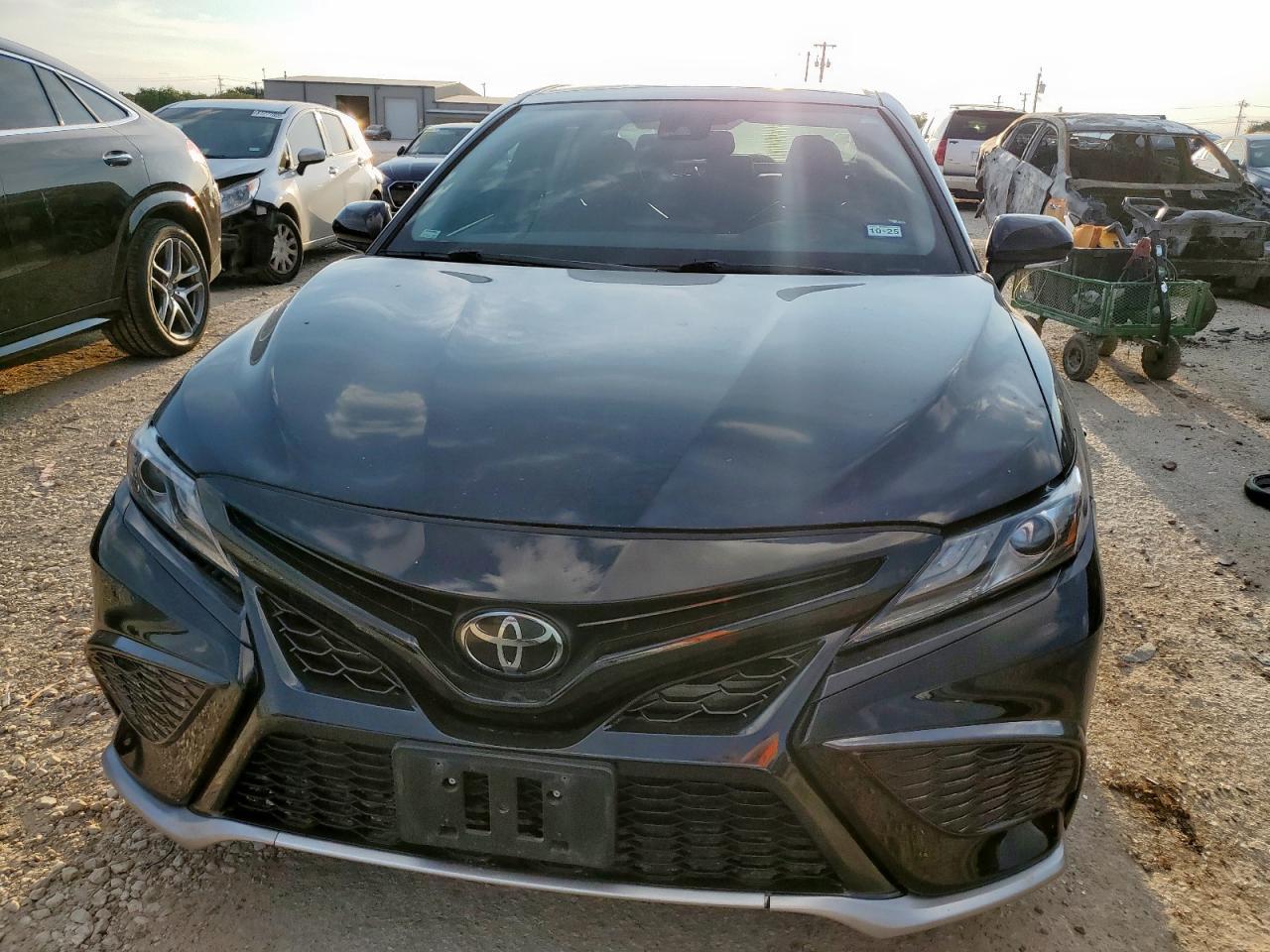 2021 Toyota Camry Xse - Фото 5