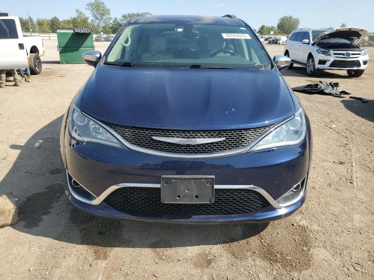 2017 Chrysler Pacifica Limited - Фото 5