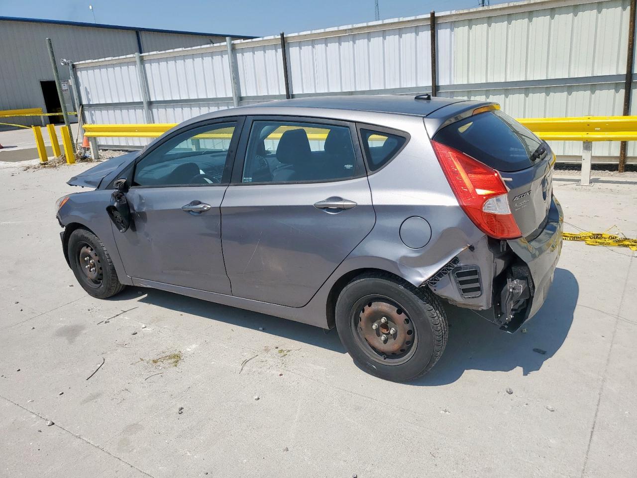 2014 Hyundai Accent Gls - Фото 2
