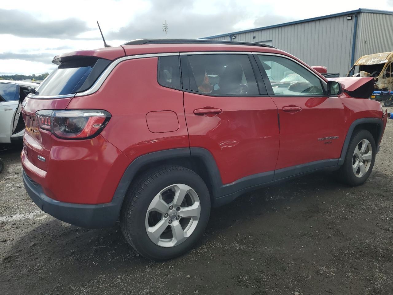 2021 Jeep Compass Latitude - Фото 3