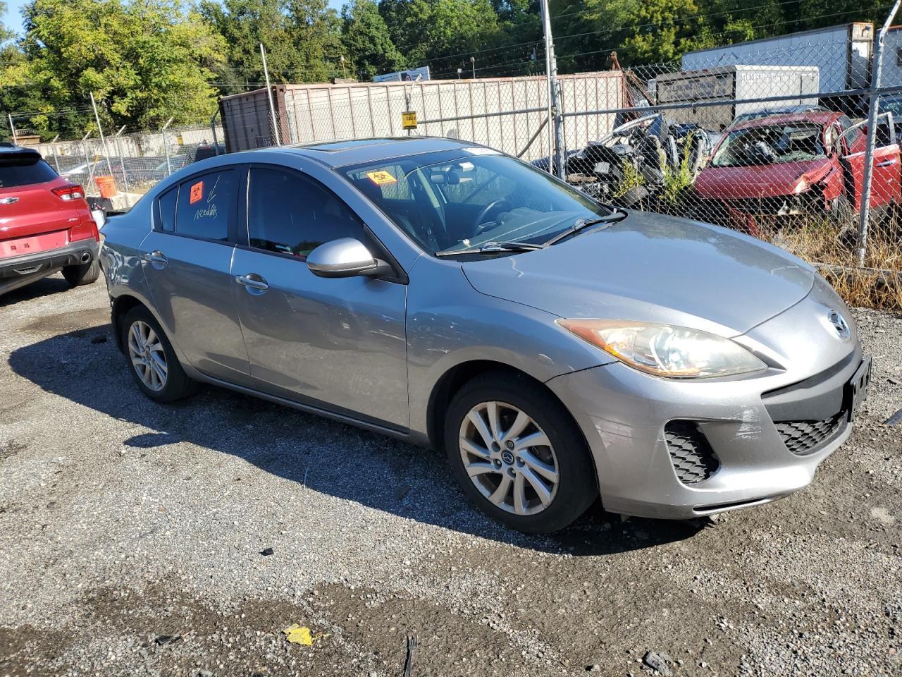 2013 Mazda 3 I - Image 4