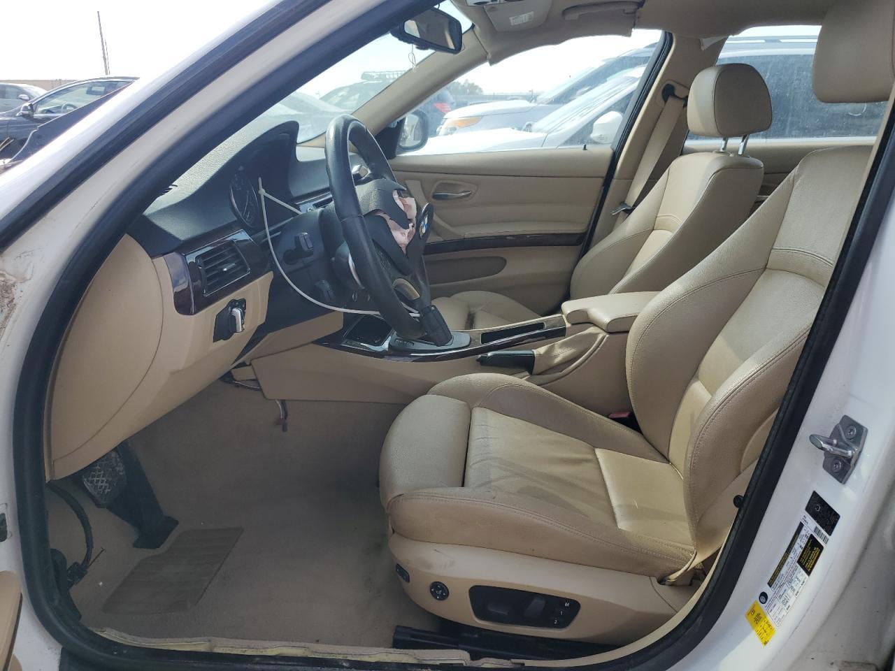 2010 BMW 328 I - Фото 7