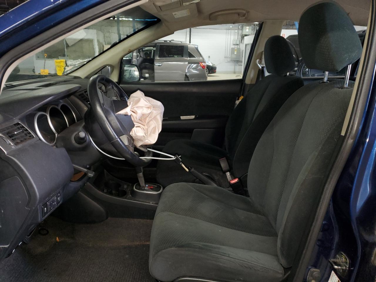 2012 Nissan Versa S - Image 7