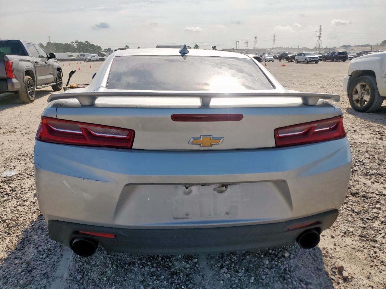 2018 Chevrolet Camaro Ss - Image 6