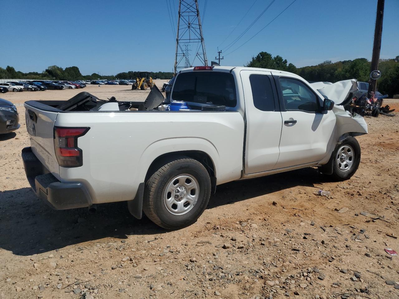 2025 Nissan Frontier S - Image 3