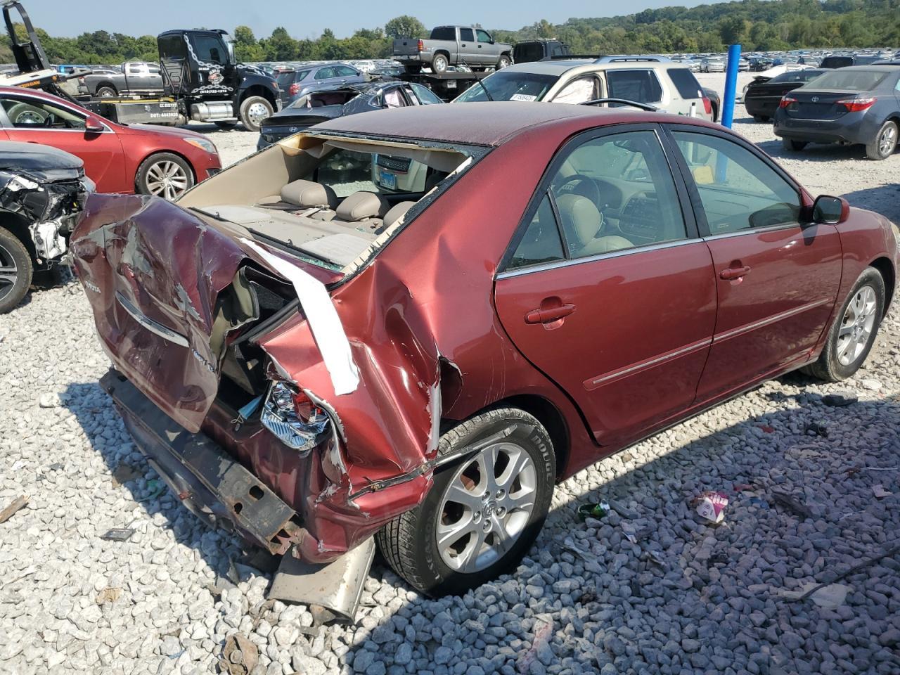 2006 Toyota Camry Le - Image 3