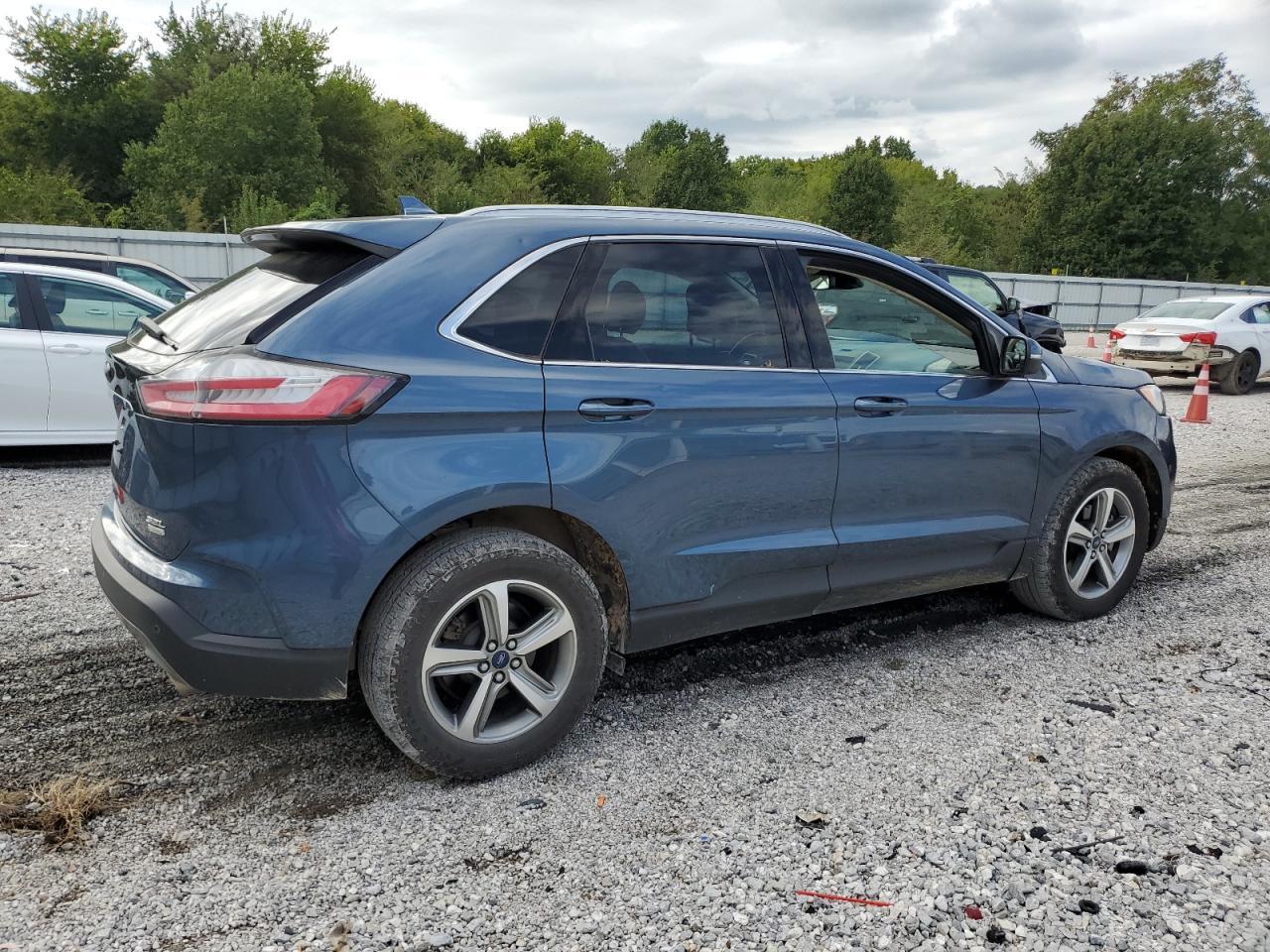 2019 Ford Edge Sel - Image 3