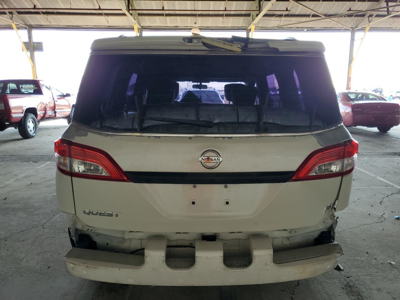 2014 Nissan Quest S - Фото 6