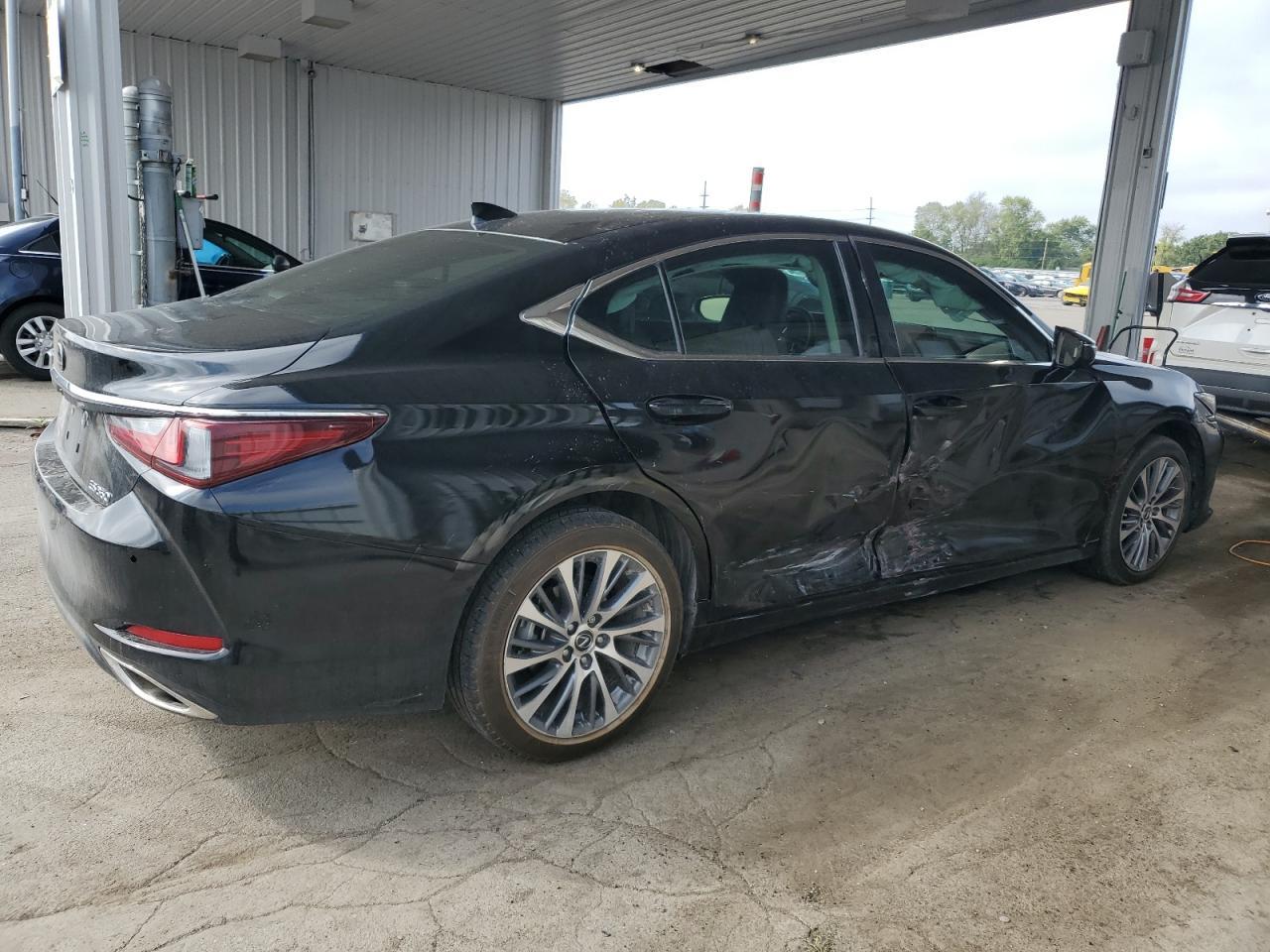 2019 Lexus Es 350 - Image 3