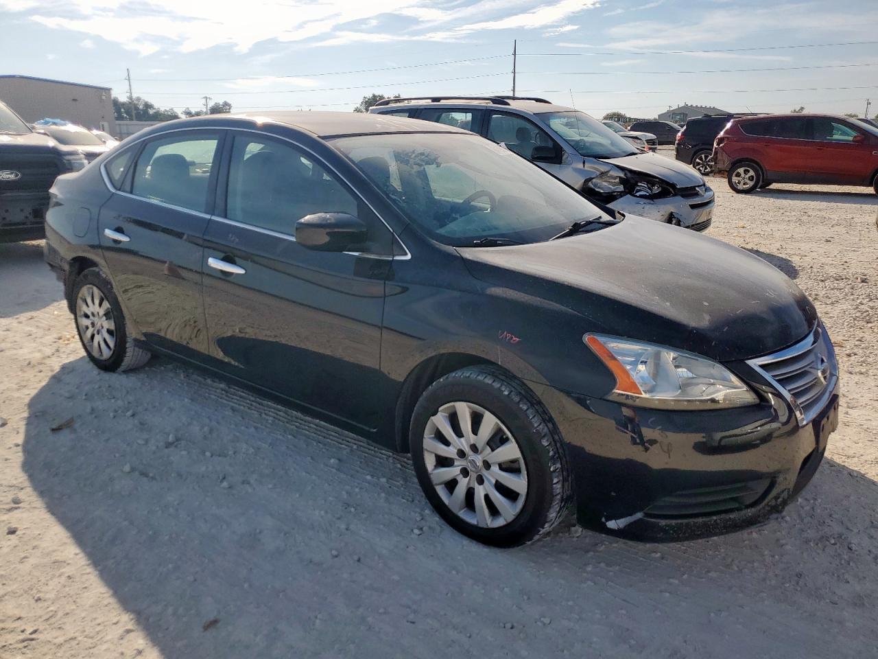 2015 Nissan Sentra S - Фото 4