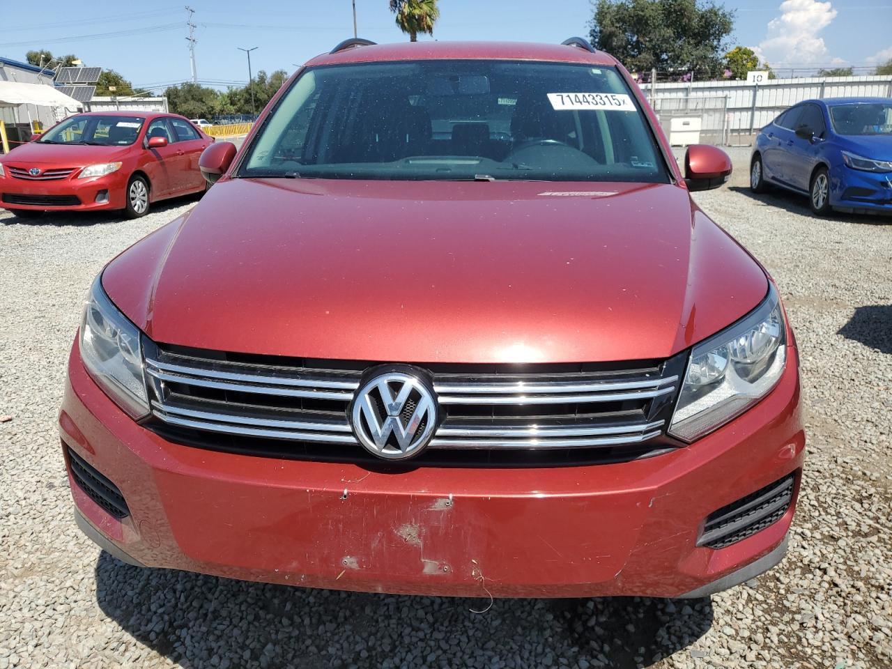 2015 Volkswagen Tiguan S - Image 5