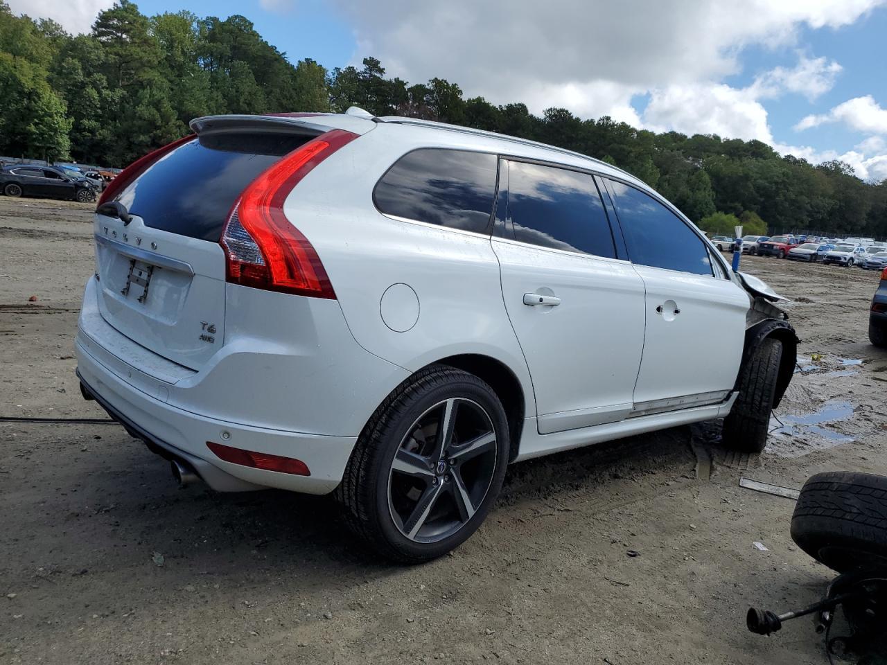 2016 Volvo Xc60 T6 R-Design - Фото 3