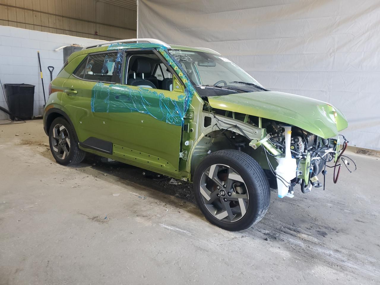 2024 Hyundai Venue Sel - Image 4