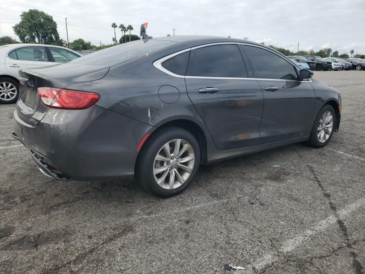 2016 Chrysler 200 C - Image 3