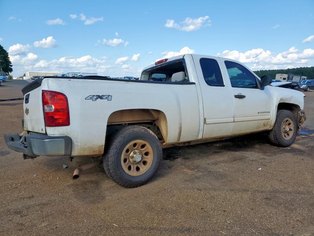 2011 Chevrolet Silverado K1500 Lt - Фото 3