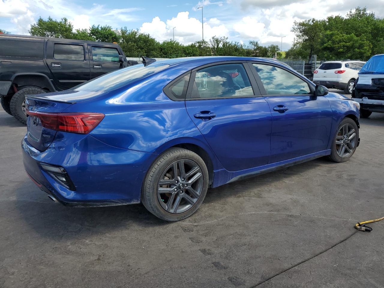 2021 Kia Forte Gt Line - Фото 3