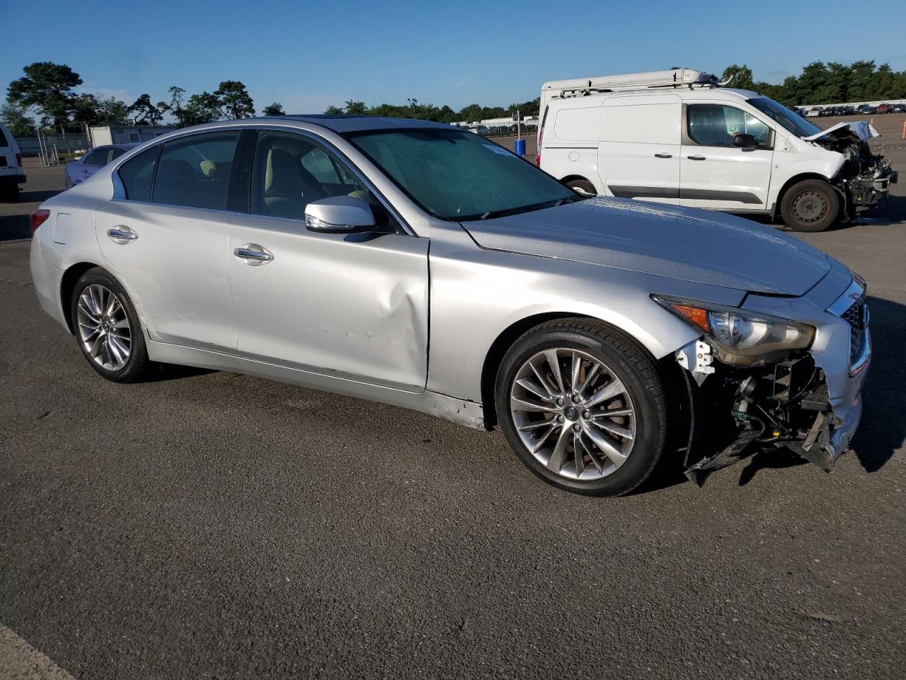 2018 Infiniti Q50 Luxe - Фото 4