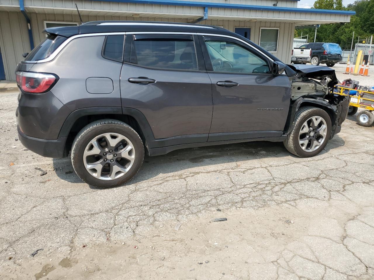 2019 Jeep Compass Limited - Фото 3