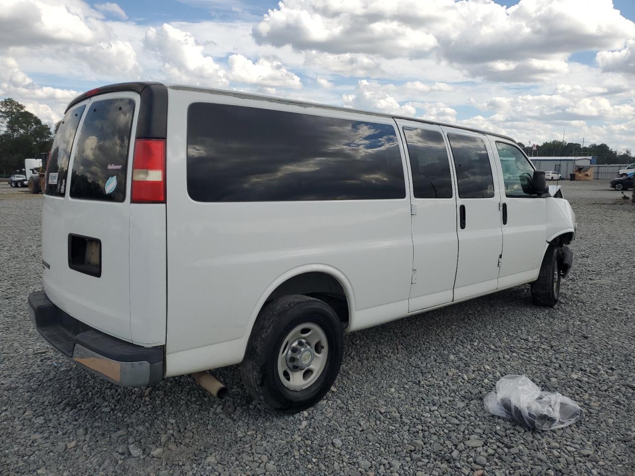 2013 Chevrolet Express G3500 Lt - Фото 3